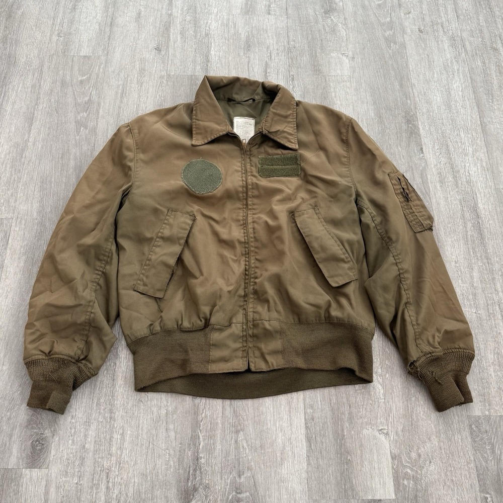 Vintage Military Flyers Jacket Size Large Regular NSN: 8415-00-217-7220 Faded